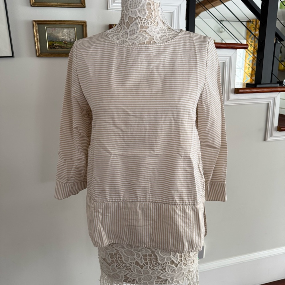 ANN MASHBURN Beige Striped Blouse Medium